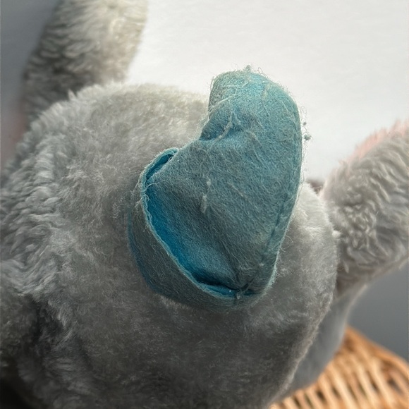 β€οΈ Vintage Collector Toy Disney JUMBO The Elephant - Picture 7 of 12